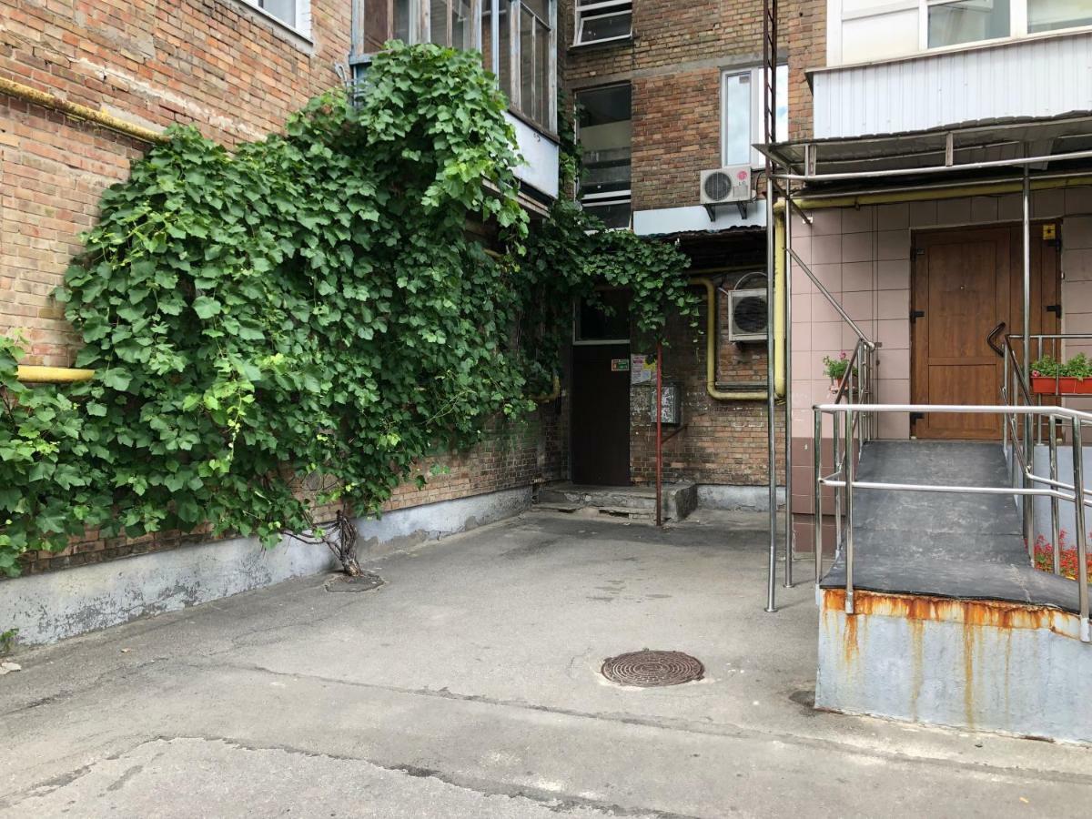 Hikkaduwa Hostel Kiev Eksteriør billede