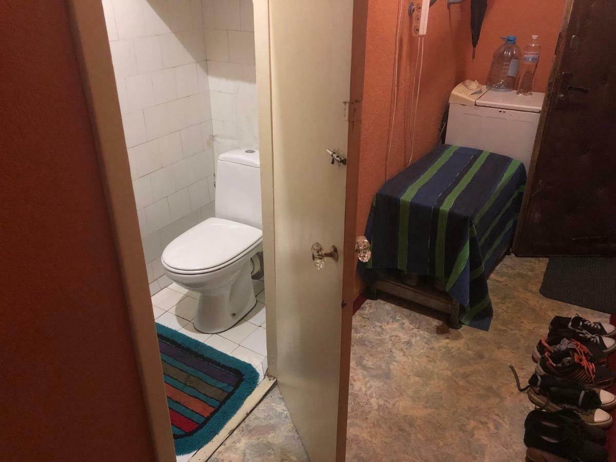 Hikkaduwa Hostel Kiev Eksteriør billede